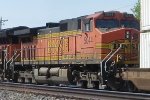 BNSF 5044